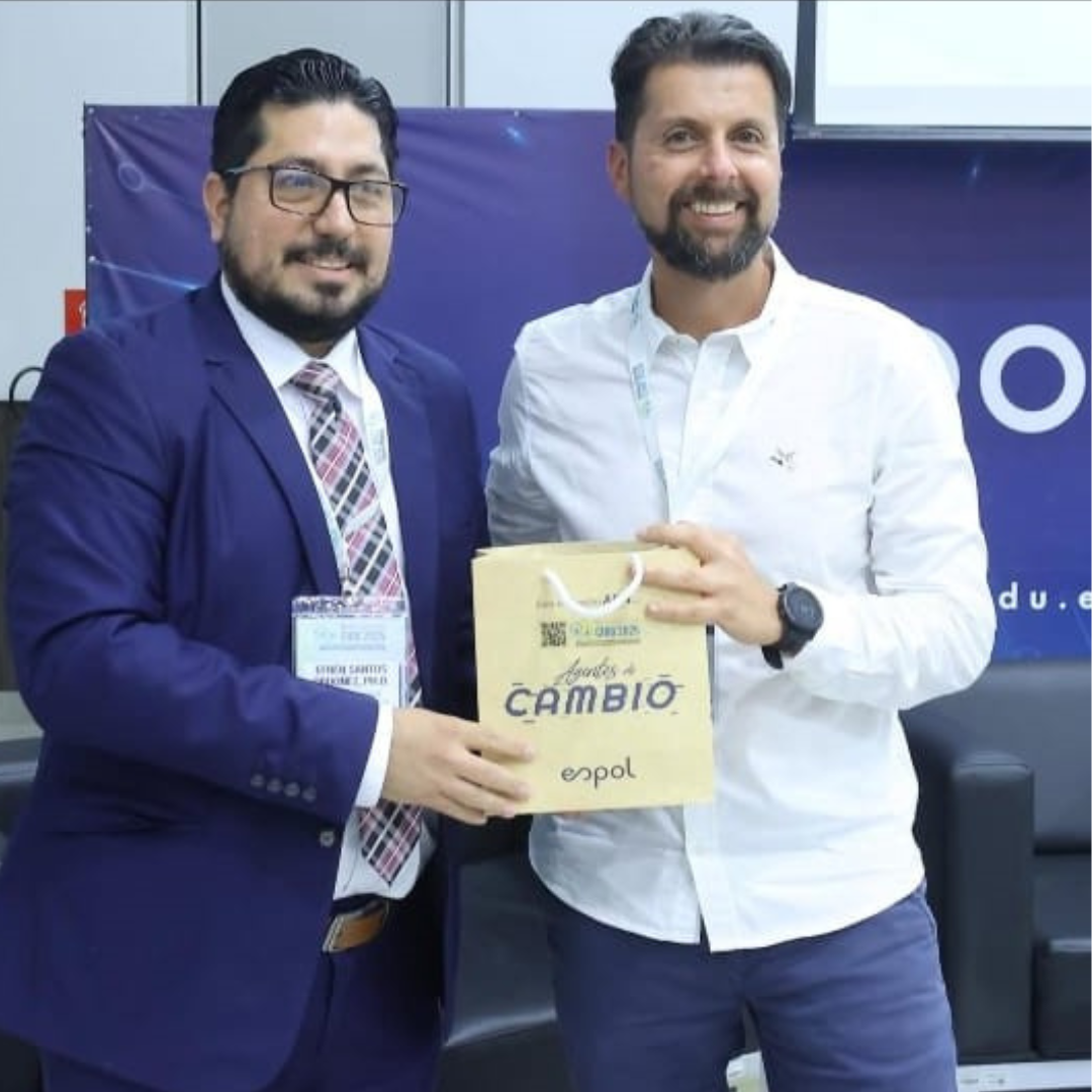 Docente Colmayor fue reconocido en el VII Congreso Internacional de Biotecnología y Biodiversidad – CIBB 2025