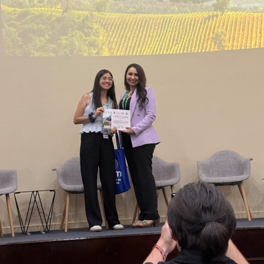 Estudiante de Biotecnología de Colmayor obtiene el primer lugar en Congreso Internacional en Chile